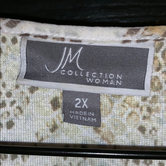 JM collection beautiful floral blouse 2ax - Picture 2 of 5